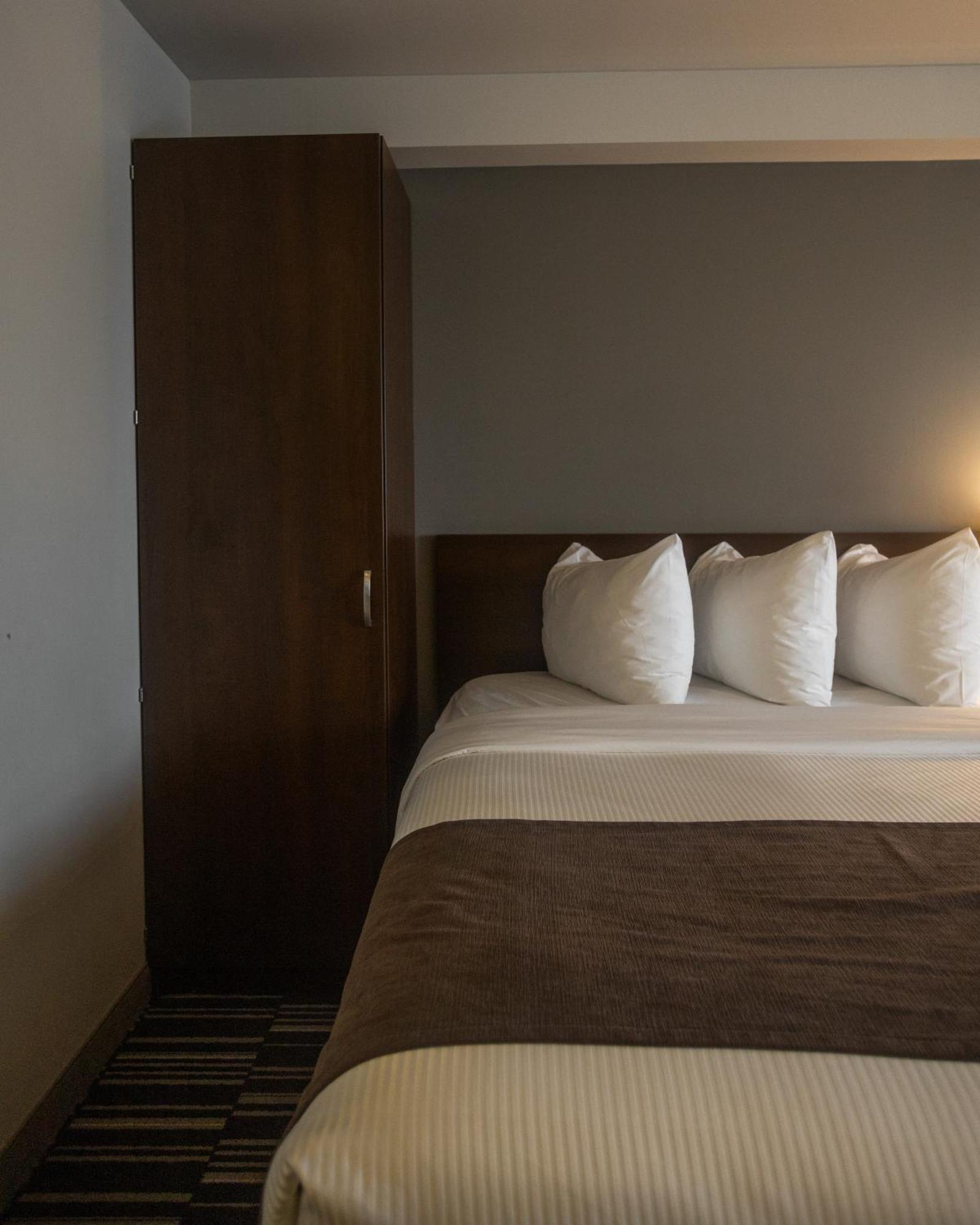 Microtel Inn & Suites By Wyndham Mont Tremblant Luaran gambar