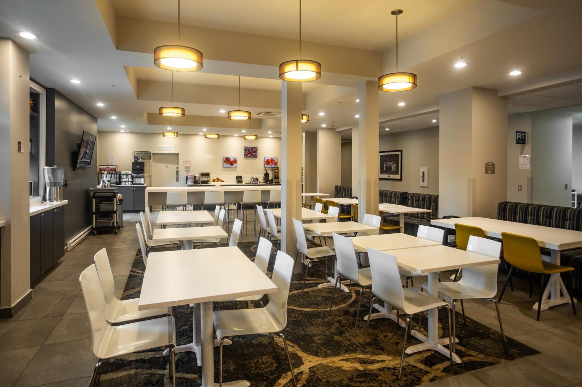 Microtel Inn & Suites By Wyndham Mont Tremblant Luaran gambar