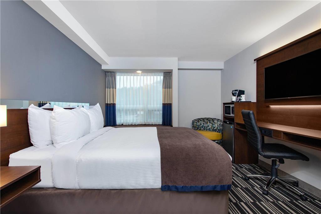 Microtel Inn & Suites By Wyndham Mont Tremblant Bilik gambar